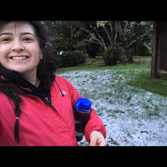 Meet your Posher, Lizbeth - Picture 1 of 1